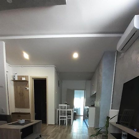 Apartman Una Сремски Карловци Екстериор снимка