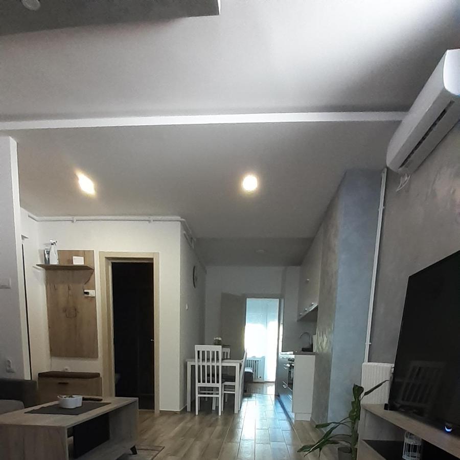 Apartman Una Сремски Карловци Екстериор снимка